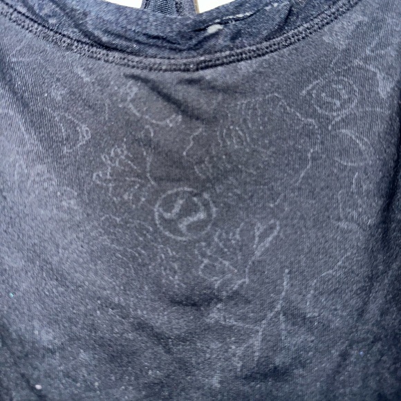 Lululemon Power Y tank - Picture 4 of 4